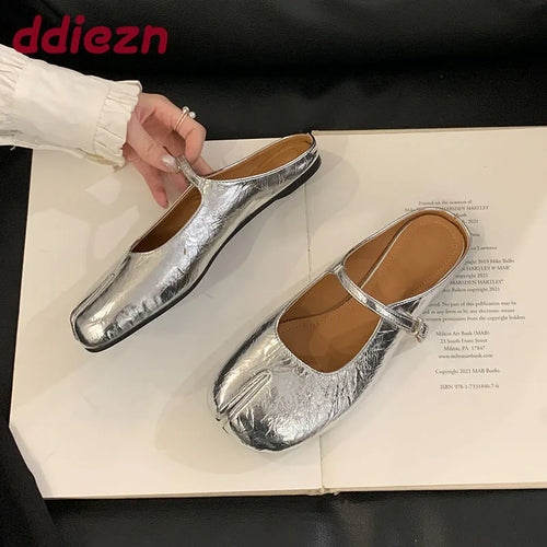 Fashion Buckle Strap Shallow Women Mary Janes Flats Shoes Strange Toe Footwear Soft Ladies Flats Lolita Shoes Female Slides